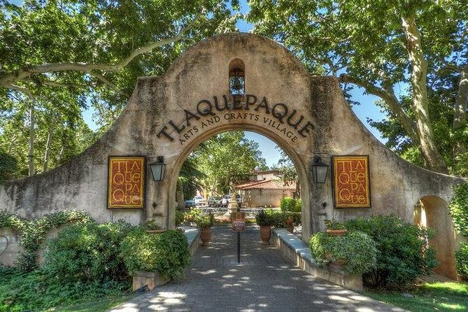 2.5-Hour Sedona Sightseeing Tour with Sedona Hotel Pickup - Value for $75.80: When This Is a Smart Sedona Move