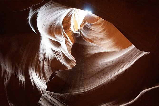 Antelope Canyon and Horseshoe Bend Small-Group Tour from Sedona or Flagstaff - Upper Antelope Canyon: The Real Show (With a Navajo Guide)