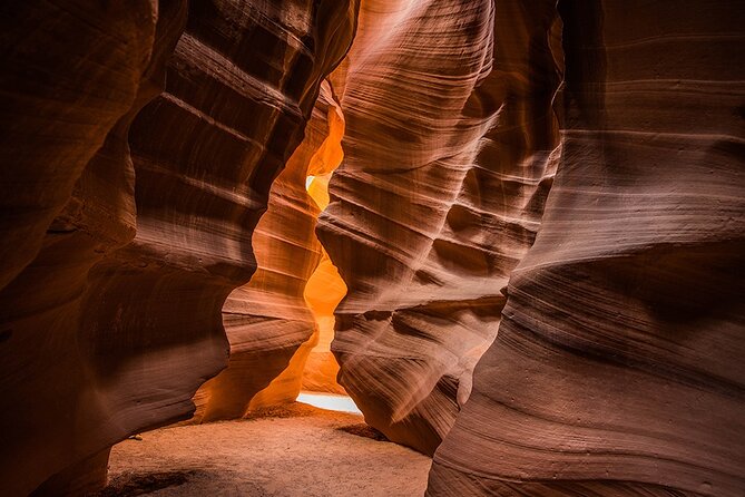 Antelope Canyon and Horseshoe Bend Small-Group Tour from Sedona or Flagstaff - Glen Canyon Dam Overlook: One Last View Before the Ride Home