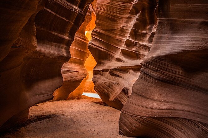 Antelope Slot Canyon and Horseshoe Bend Day Tour from Sedona - Upper Antelope Canyon: The Part You’ll Remember
