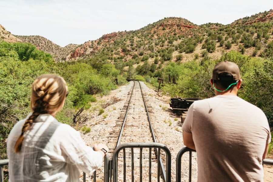 Clarkdale: Verde Canyon Railroad Train Ticket - The 4-hour ride through Verde Canyon: river curves, old bridges, and big tunnel views