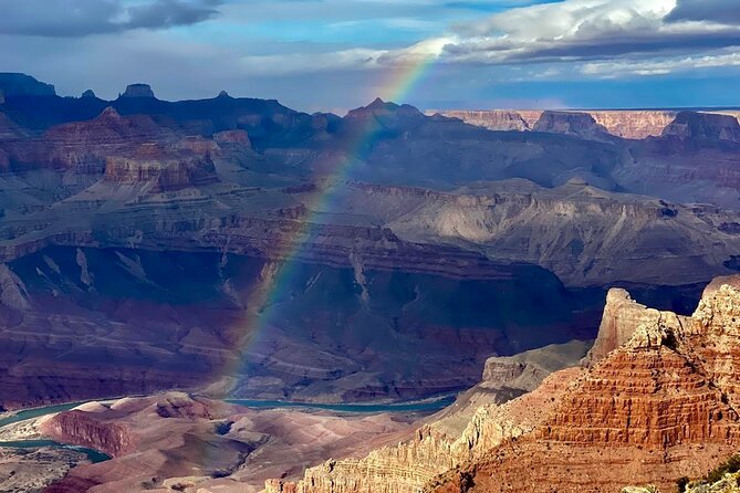 Grand Canyon Private Hike - Lunch at historic El Tovar Lodge, plus a real sit-down break