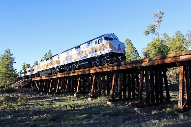 Grand Canyon Railroad Excursion from Sedona - Cameron Trading Post on the Navajo Nation: Short stop, meaningful context