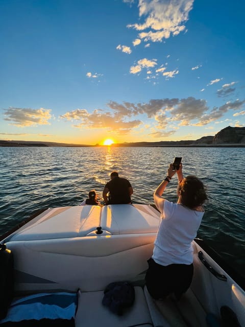 Lake Powell: Antelope Canyon 2-Hour Photo Boat Tour - Glen Canyon Dam Photo Stop: Big-View Photos Without the Rush
