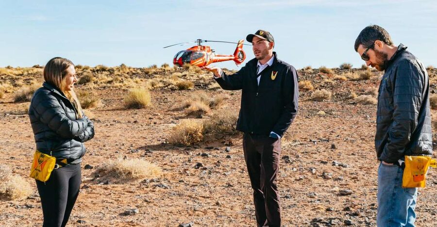 Page: Horseshoe Bend Helicopter Flight & Tower Butte Landing - Should You Book the Horseshoe Bend Helicopter With Tower Butte Stop?