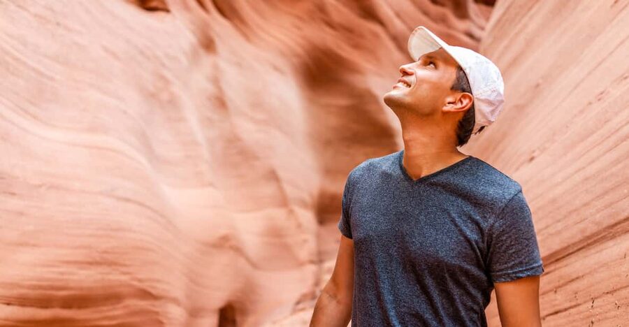 Page: Lower Antelope Canyon Prime-Time Guided Tour - Lower Antelope Canyon prime-time: what you’re really paying for