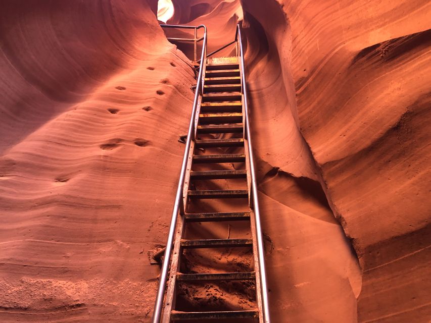 Page: Lower Antelope Canyon Tour with Trained Navajo Guide - Group size and crowding: small group doesn’t mean empty canyon