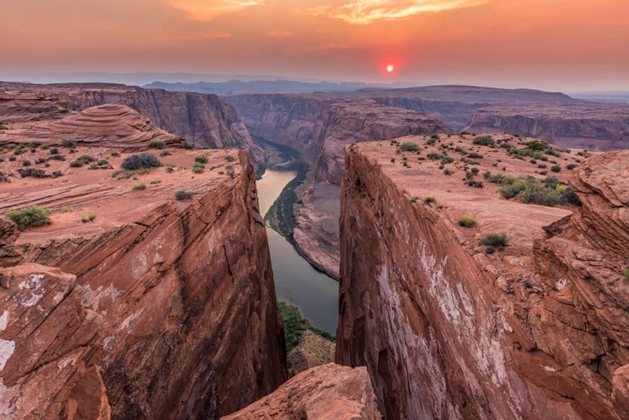 Page: Secret Antelope Canyon and Horseshoe Bend Tour - What the small group size changes in practice