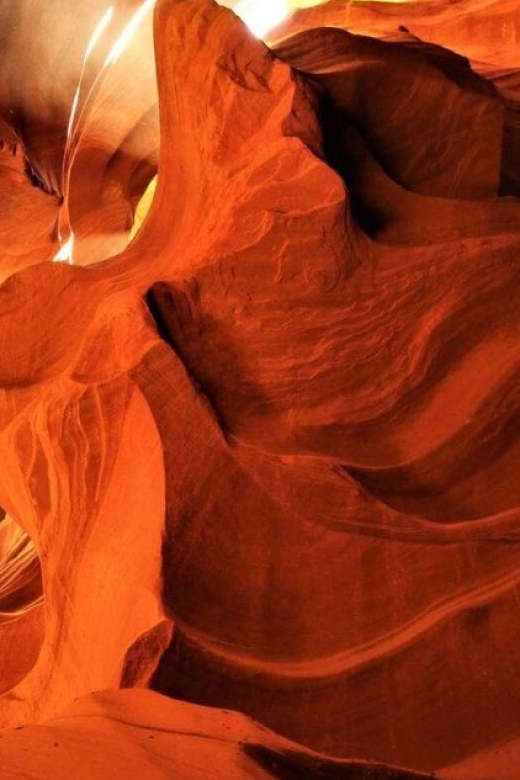 Page: Upper Antelope Canyon Prime Time Entry & Navajo Guide. - Upper Antelope Canyon: what you’re really paying for