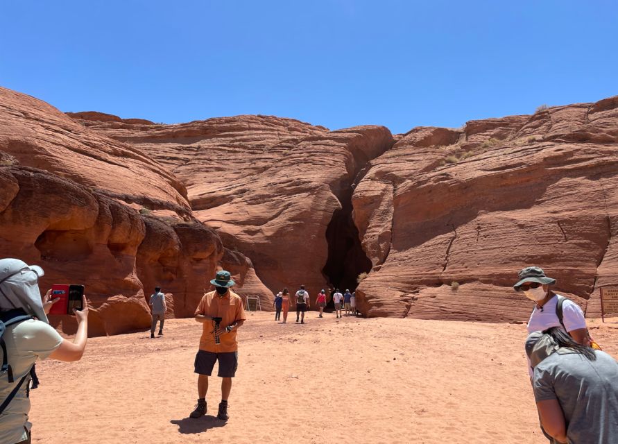 Page: Upper Antelope Canyon Sightseeing Tour w/ Entry Ticket - Picking your best time: crowds vs light beams