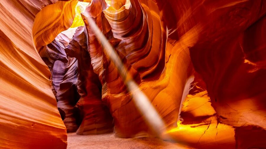 Page: Upper Antelope Canyon Tour with Navajo Guide - Upper Antelope Canyon in 90 Minutes: Why This Slot Canyon Tour Works