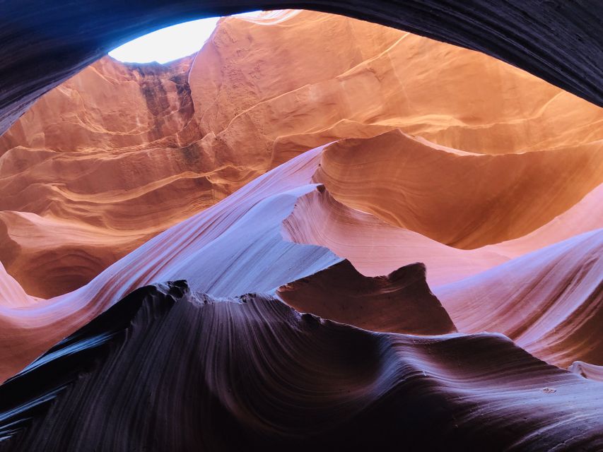Page: Upper & Lower Antelope Canyon Combo Day Trip - Getting to each stop: pickup, timing, and small-group flow