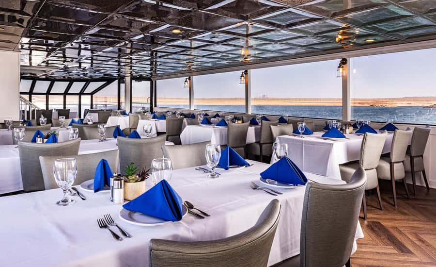 Page: Wahweap Bay Canyon Princess Yacht Dinner Cruise - Getting aboard: the smooth check-in you’ll want