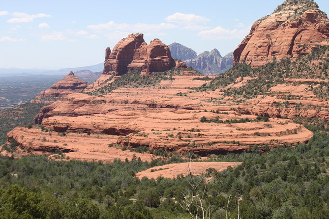 PRIVATE Sedona Jeep Tour 2-hour Colorado Plateau Beautiful Views - Why this 2-hour private Jeep tour fits Sedona so well