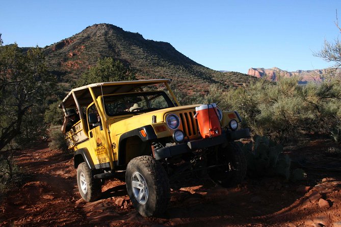 PRIVATE Sedona Jeep Tour 2-hour Red Rock West Off-Road - Historic Sedona Stops and Famous Rock Formations