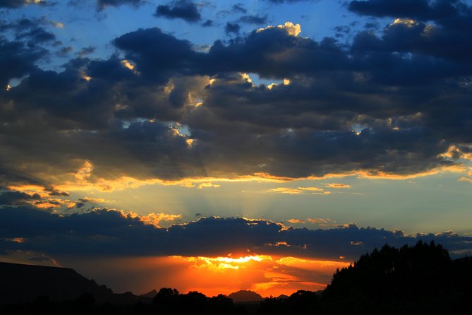 PRIVATE Sedona Jeep Tour 2-hour Red Rock West Off-Road - Timing Tips: Morning vs Afternoon for Best Light and Mood