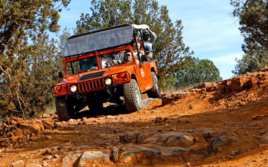 Sedona: 2-Hour Jeep (Hummer) Tour Cliff Hanger Trail - Boynton Canyon and the Red Rock Range: Where the Scenery Comes From