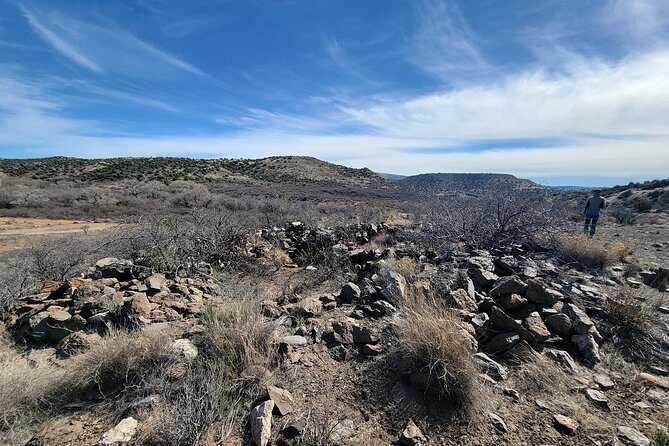 Sedona Archaeology Hiking Tour - What’s Included vs. What You Need to Bring