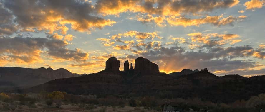 Sedona: E-Bike Sunset Tour to 7 Sacred Pools and Stupa - Why this Sedona e-bike sunset tour feels different than a regular hike