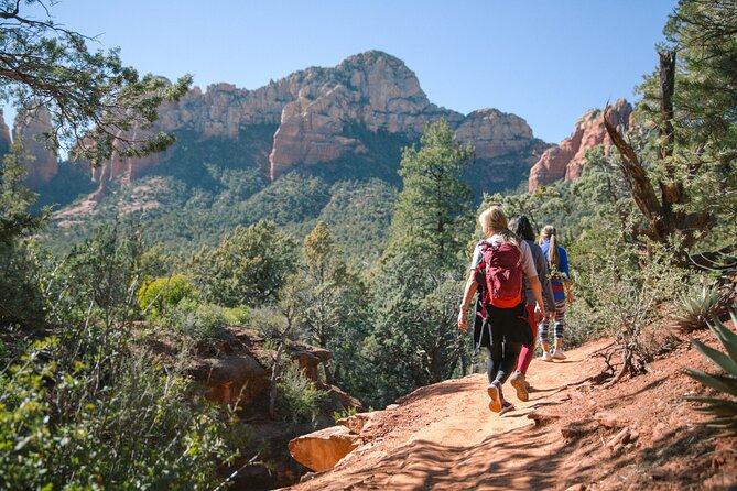 Sedona Easy Hiking Tour with a Private Guide - Entering the Red Rock world: a short tour with a smart focus