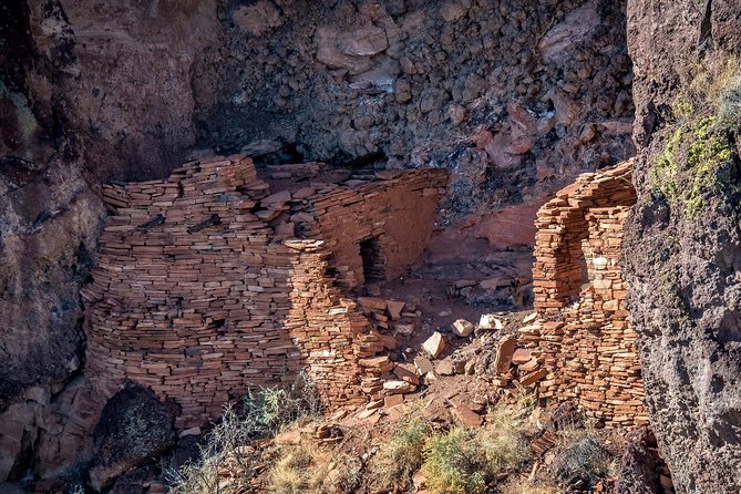 Sedona Helicopter Tour: Wild West Tour - Sycamore Canyon, Verde River glimpses, and canyon depth