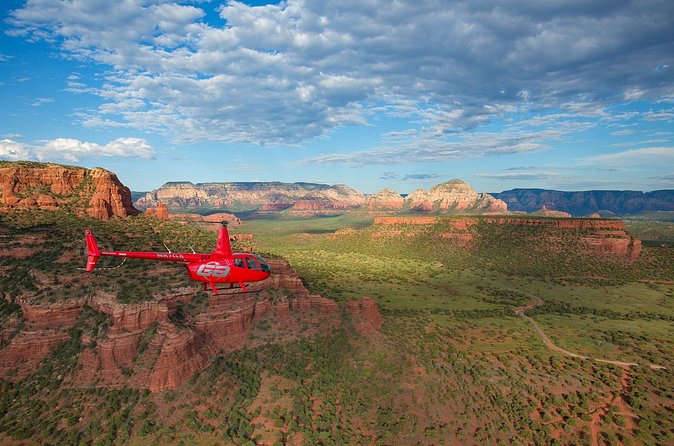 Sedona Helicopter Tour: Wild West Tour - Inside the helicopter: comfort, windows, and the live headset system
