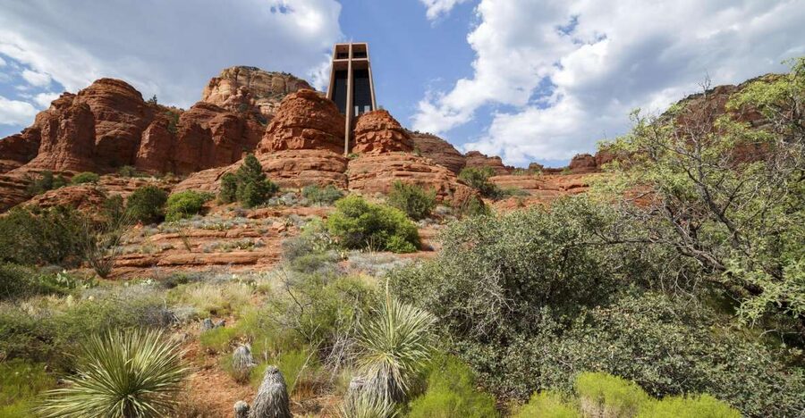Sedona Mini Coach Tour - History, folklore, and legends told in human terms