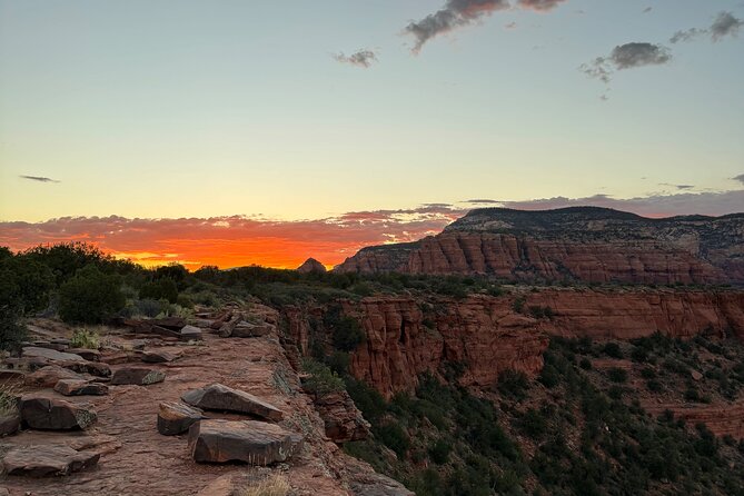 Sedona Night Hike and Stargazing - The 4-hour rhythm: sunset hike, then constellations overhead