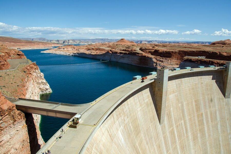 Sedona or Flagstaff: Horseshoe Bend & Antelope Canyon X Tour - Sedona to Page by narrated road: the drive that actually matters