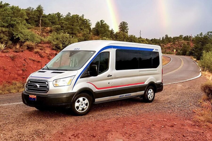 Sedona or Flagstaff: Horseshoe Bend & Antelope Canyon X Tour - Antelope Canyon X with Navajo guides: the light show happens fast