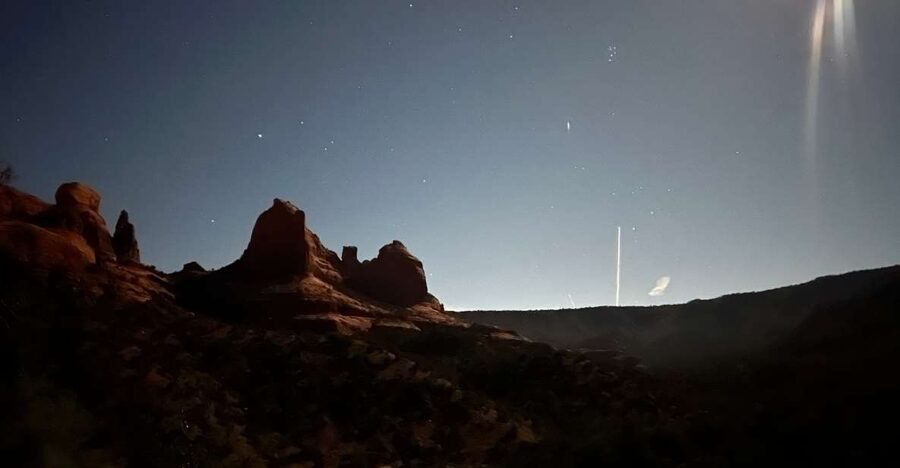 Sedona: Private Stargazing Tour with a Local Guide - Leaving Sedona’s glow behind in a Seven Canyons Jeep