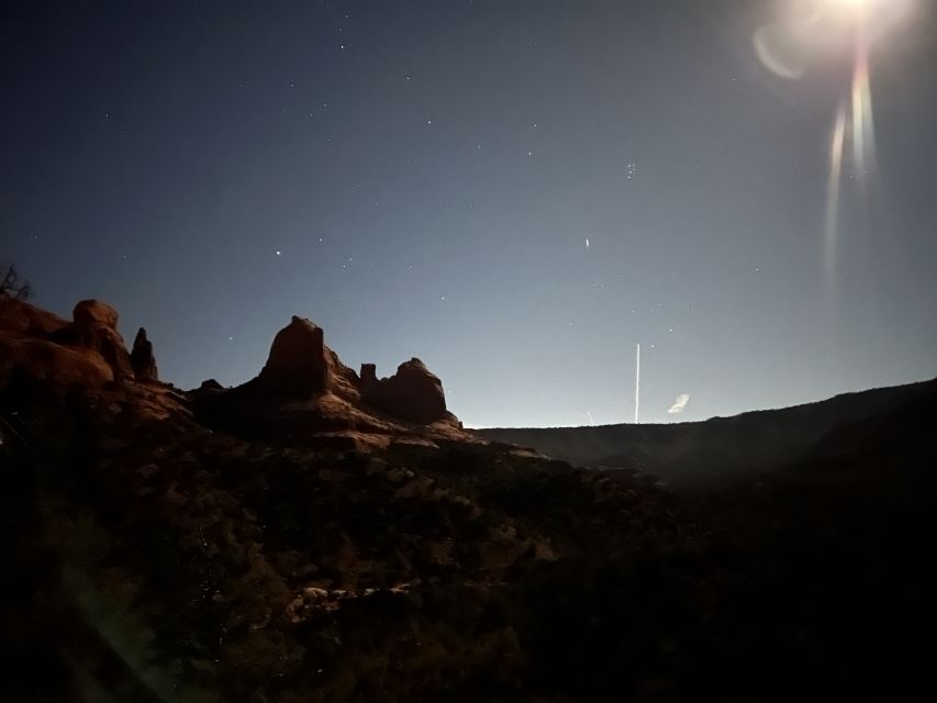Sedona: Private Stargazing Tour with a Local Guide - What the guide does on the ground: rocks, flora, and fauna