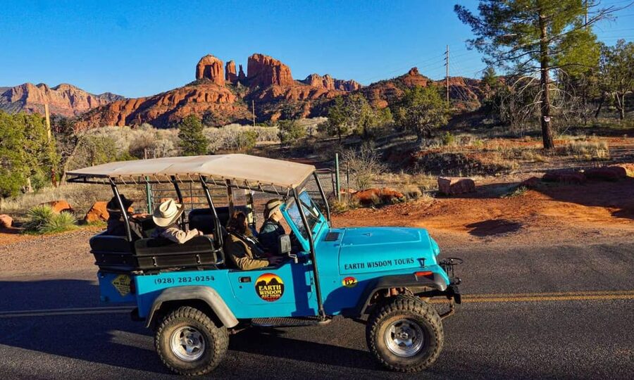 Sedona: Private UFO Night Jeep Tour near Bradshaw Ranch - The Jeep drive: unpaved roads, cold weather, and real comfort