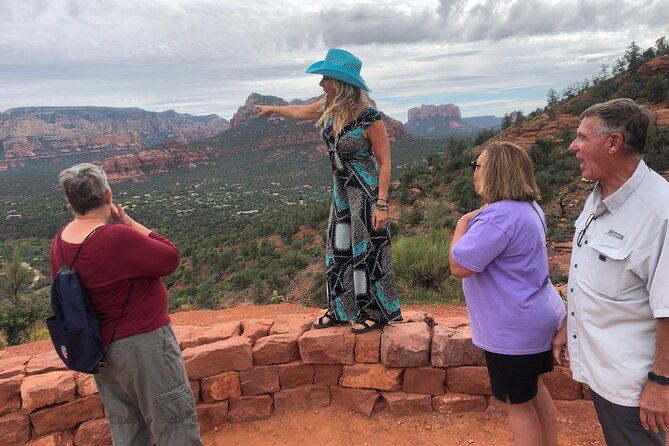 Vortex to Vineyards by ABC wildlife host Rachel Reenstra - Stop 2 at Javelina Leap: oldest Page Springs vineyard energy with lunch